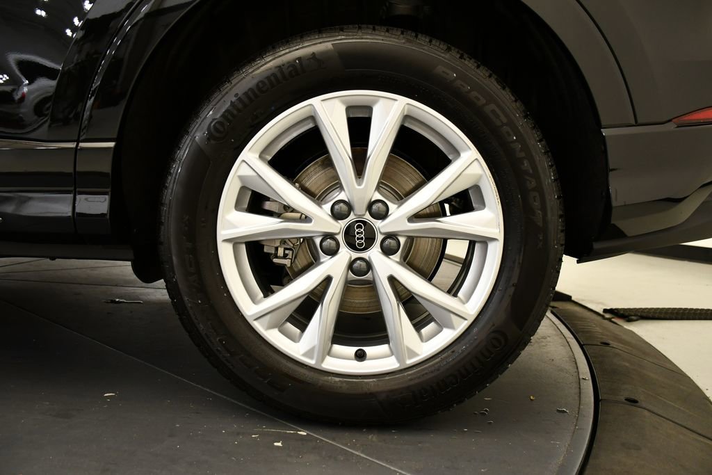 Used 2025 Audi Q3 2.0T Premium w/ Convenience Package image 14
