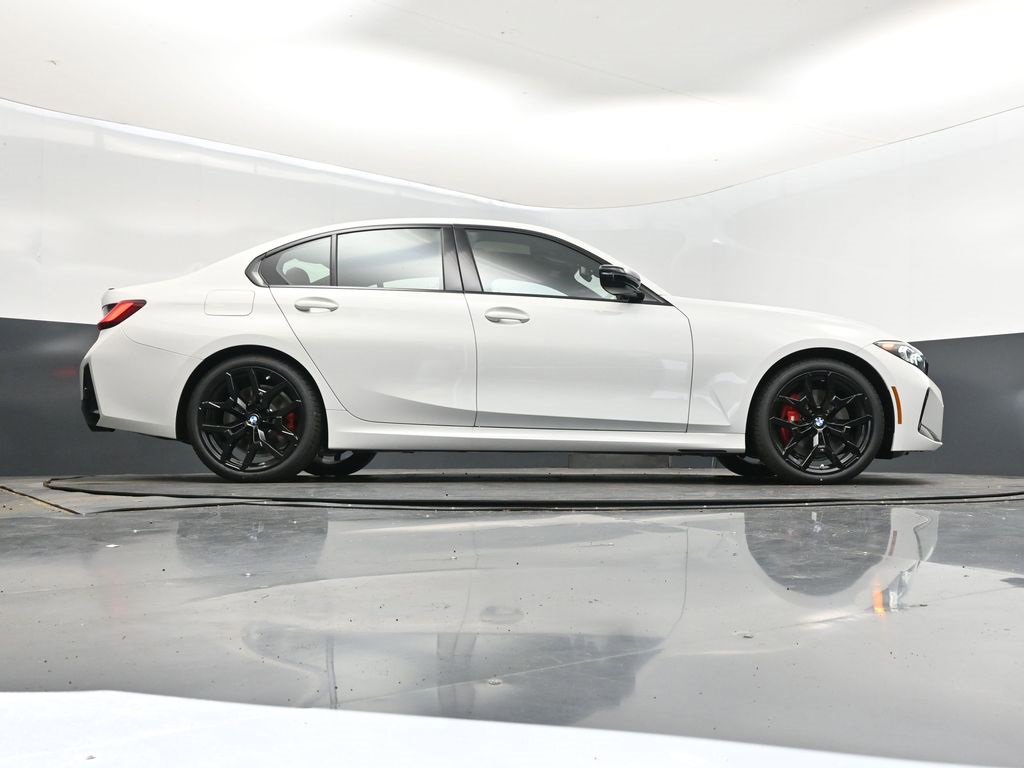 New 2026 BMW 330i Sedan w/ M Sport Package image 43