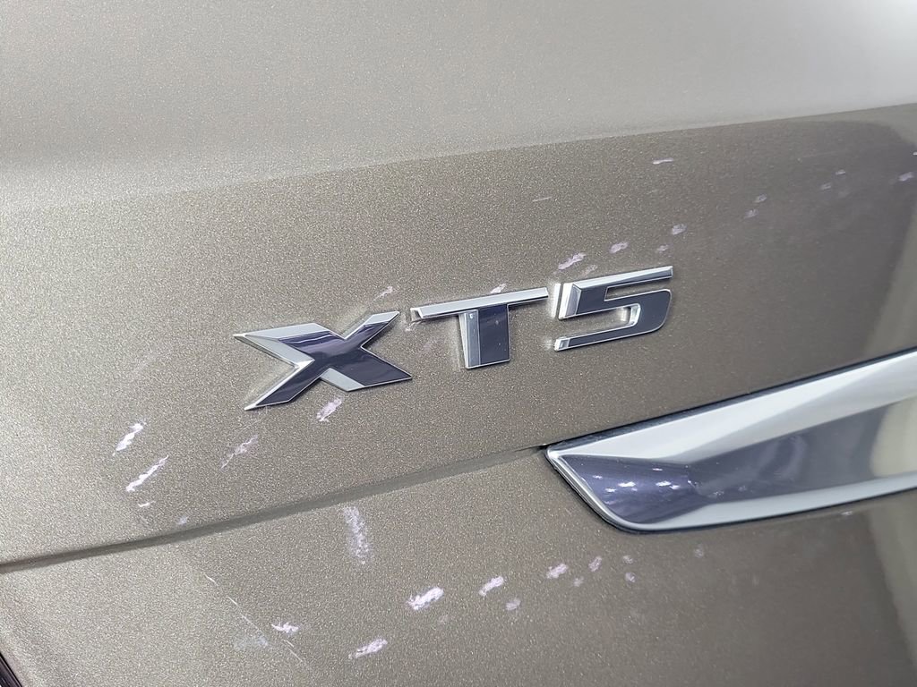 Certified 2023 Cadillac XT5 Sportv w/ Technology Package image 7