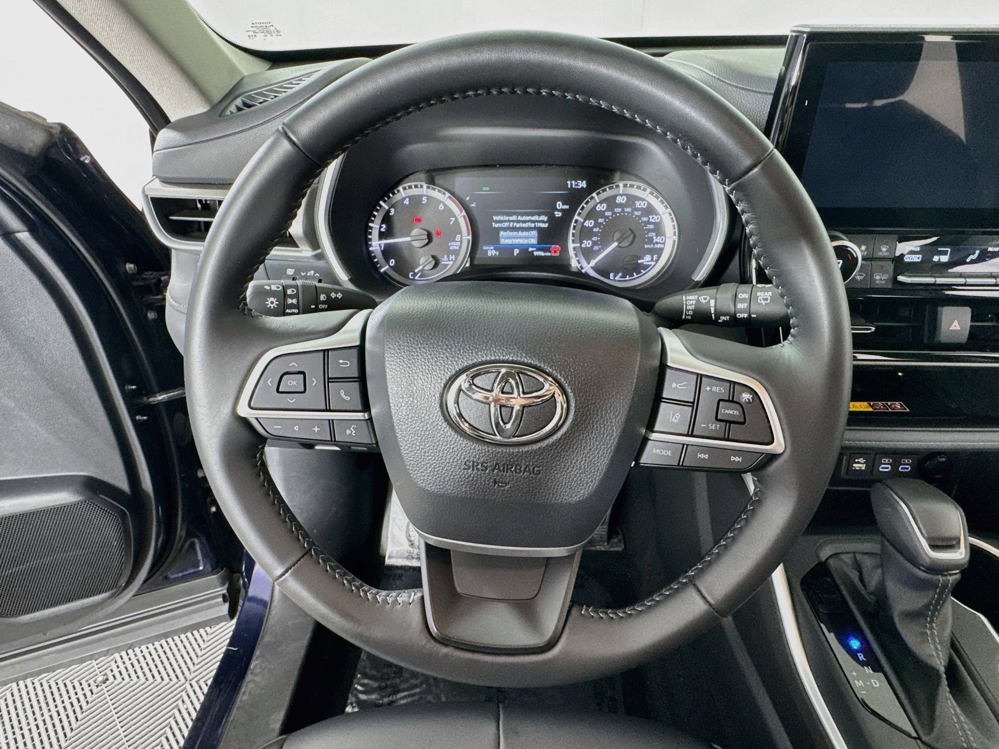 Certified 2026 Toyota Highlander XLE AWD/4WD image 13