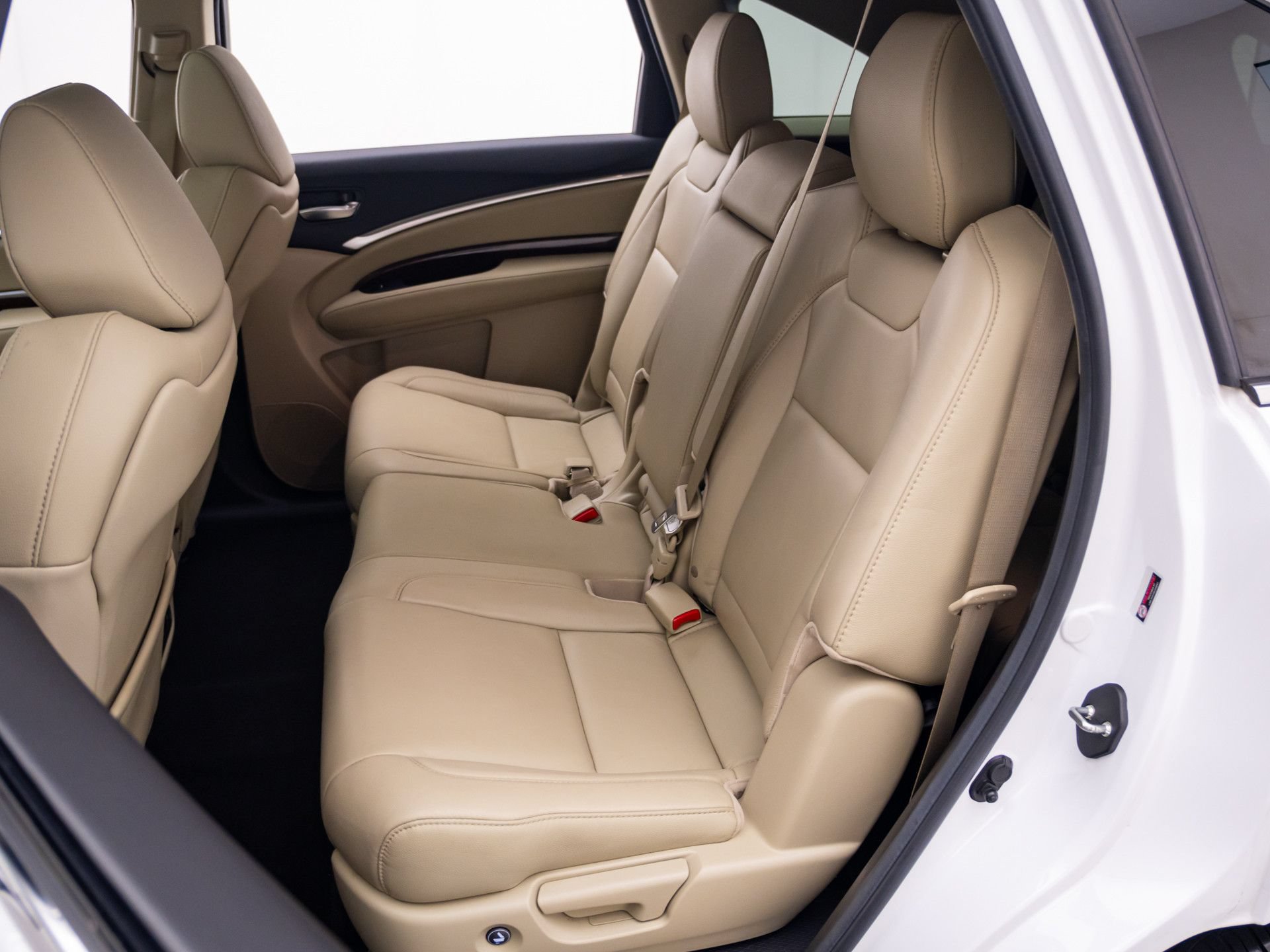 Used 2020 Acura MDX SH-AWD image 16
