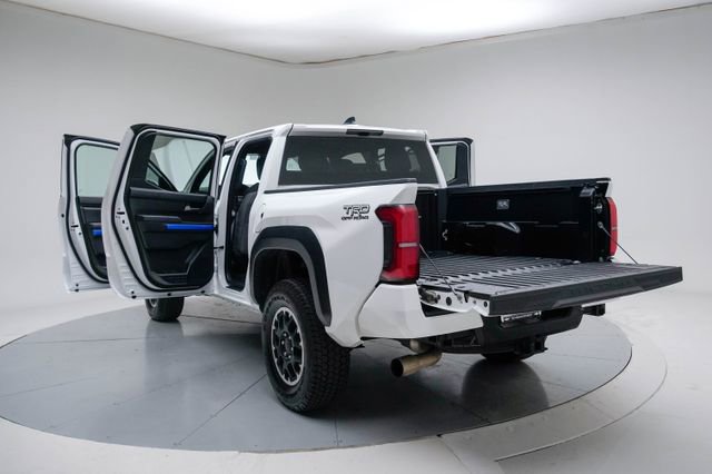 Used 2024 Toyota Tacoma TRD Off-Road AWD/4WD image 19