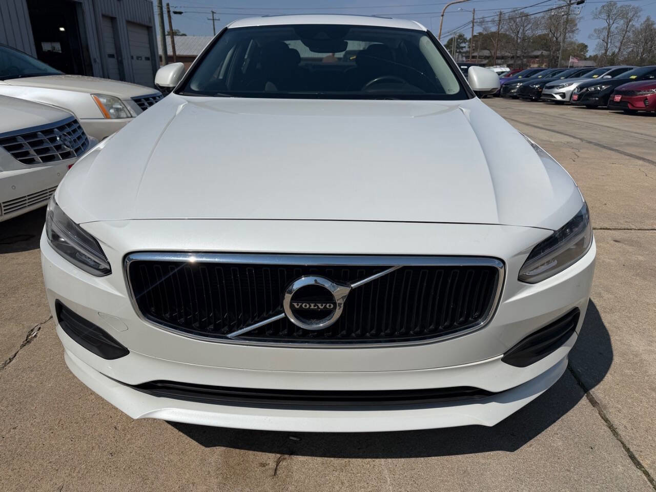 Used 2017 Volvo S90 T6 Momentum AWD/4WD image 3