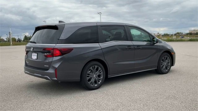 New 2026 Honda Odyssey Touring image 8