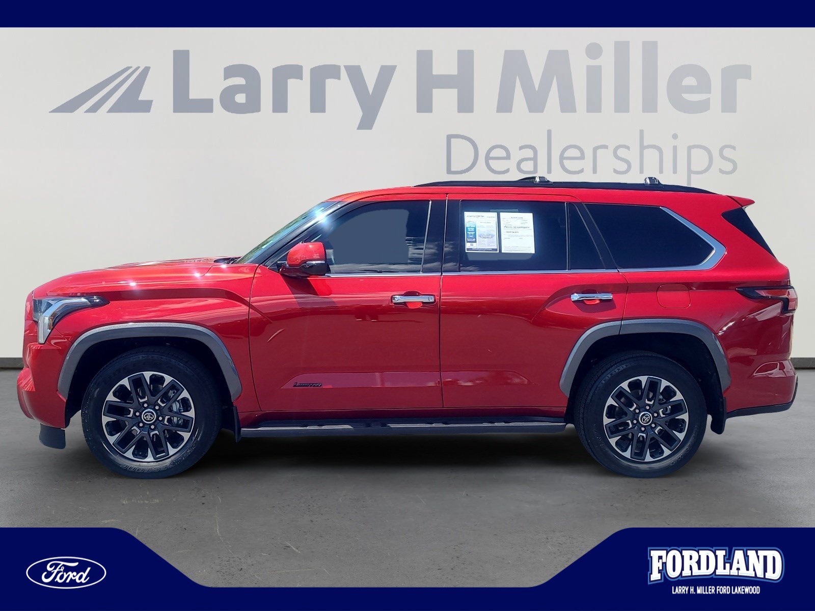 Used 2023 Toyota Sequoia Limited AWD/4WD image 2