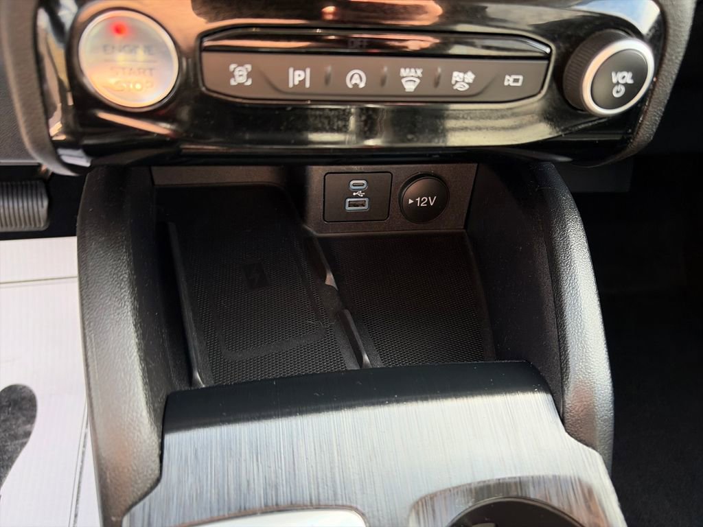 Used 2023 Ford Escape Platinum AWD/4WD image 25