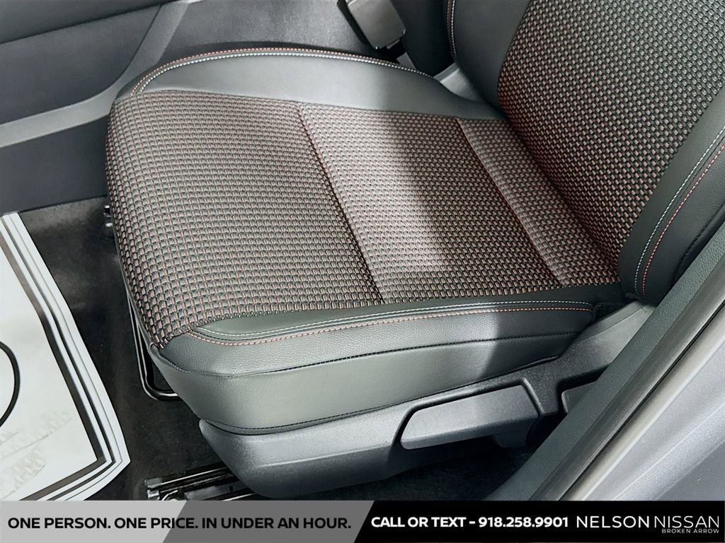 New 2026 Nissan Kicks SR w/ SR Premium Package image 19