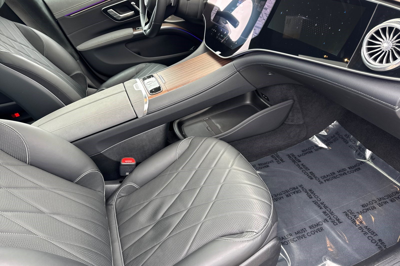 Used 2023 Mercedes-Benz EQS 580 4MATIC Sedan image 28