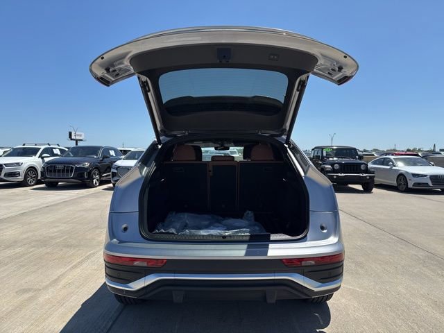 Used 2025 Audi Q5 2.0T Premium Plus w/ Premium Plus Package image 9