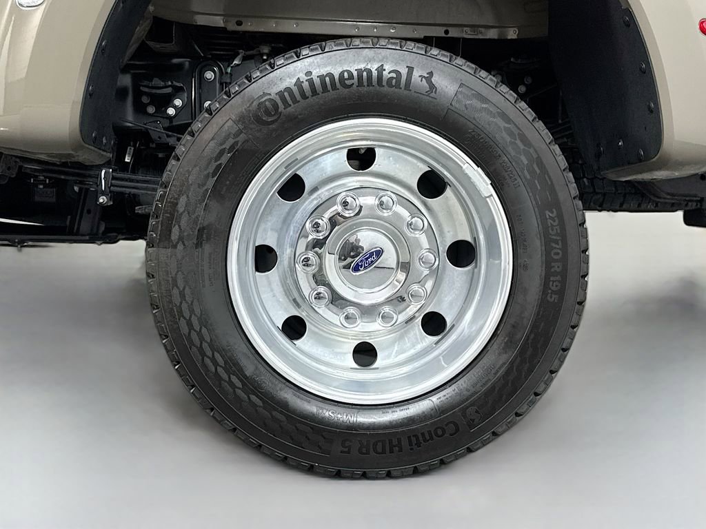 Used 2026 Ford F450 Platinum w/ Platinum Plus Package AWD/4WD image 9