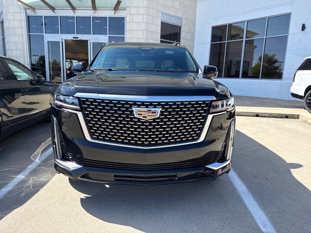 Used 2021 Cadillac Escalade Premium Luxury w/ Performance Package AWD/4WD image 2