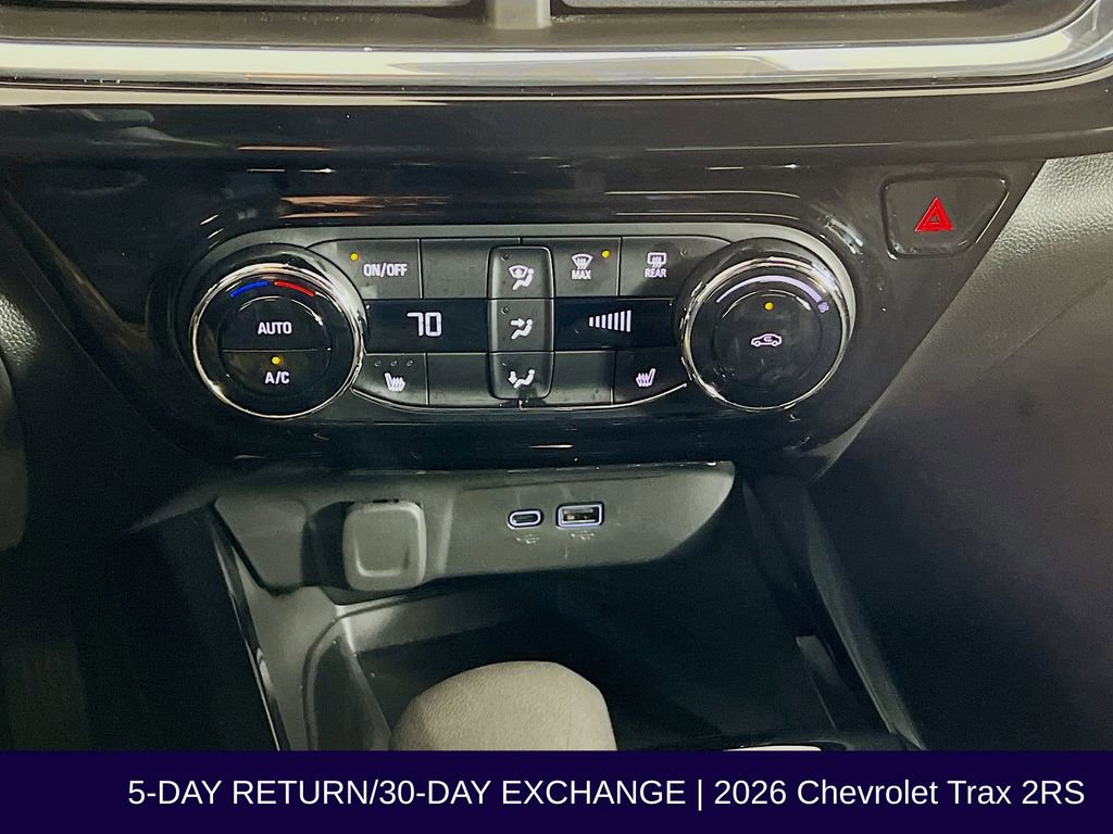 Used 2026 Chevrolet Trax RS w/ Sunroof Package FWD image 22