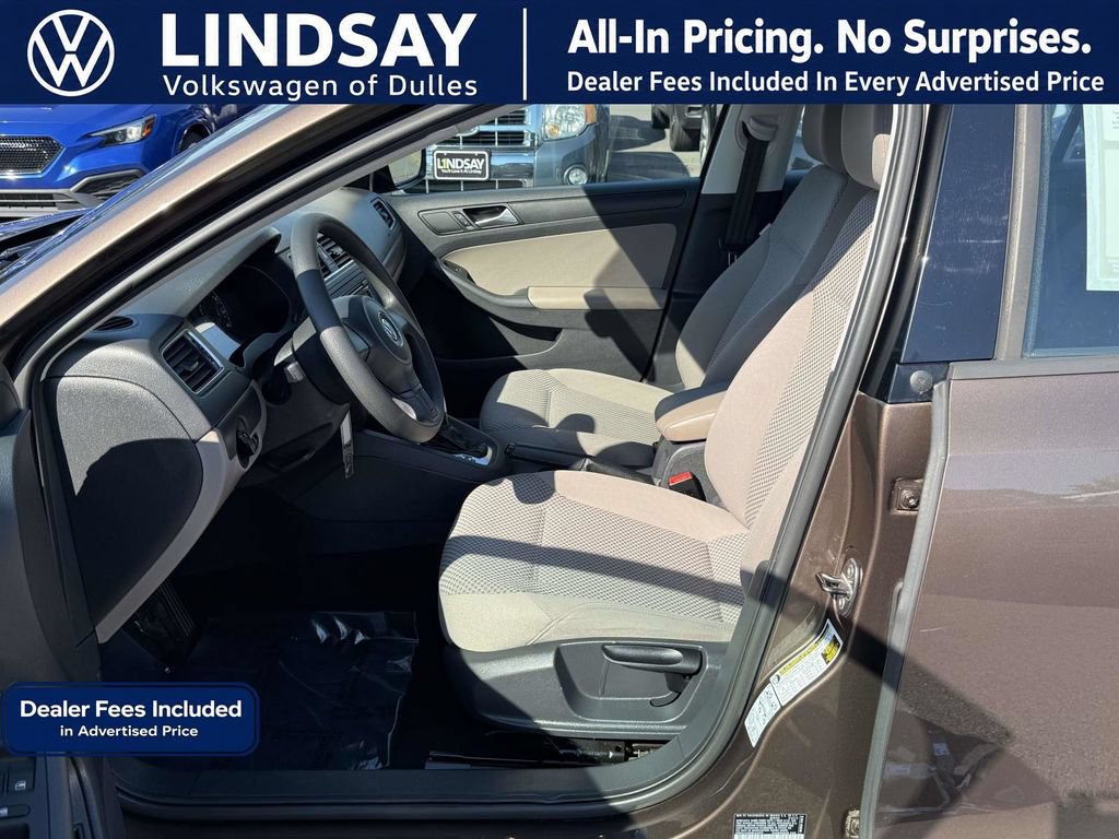 Used 2013 Volkswagen Jetta S FWD image 11