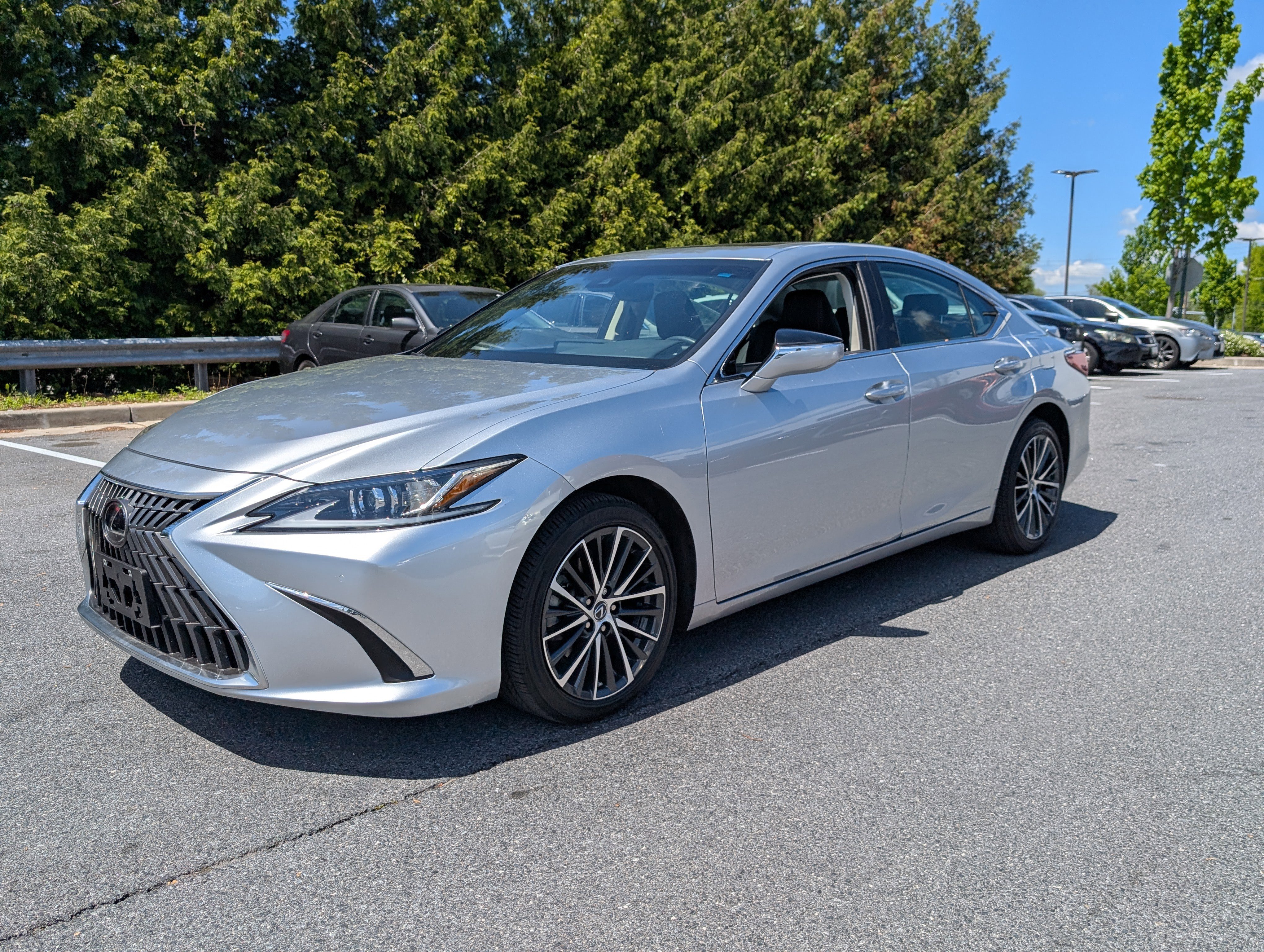 Used 2023 Lexus ES 250 w/ Premium Package AWD/4WD image 7