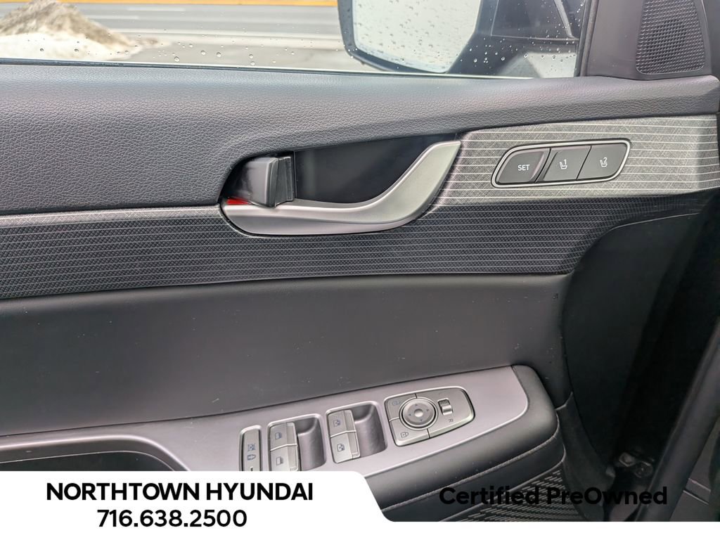 Used 2024 Hyundai Palisade Limited image 32