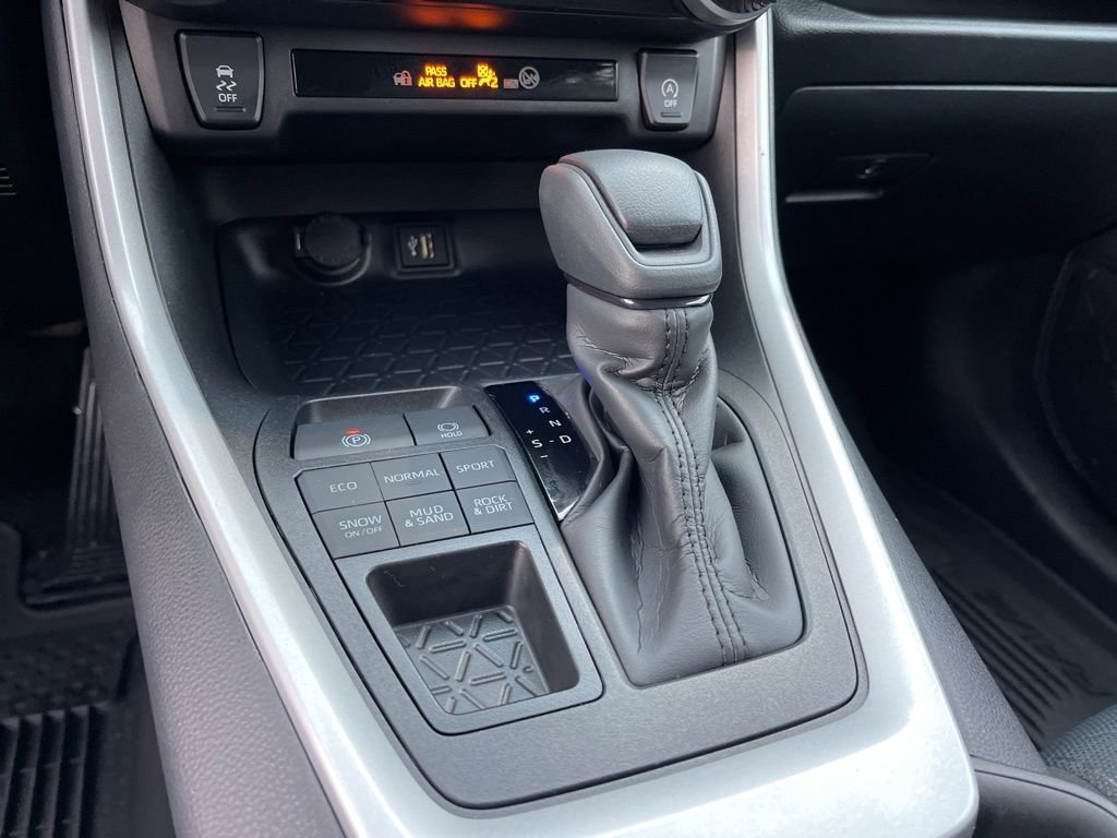 Certified 2025 Toyota RAV4 XLE image 14