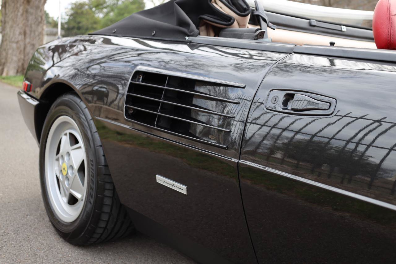 Used 1989 Ferrari Mondial T Cabriolet RWD image 28