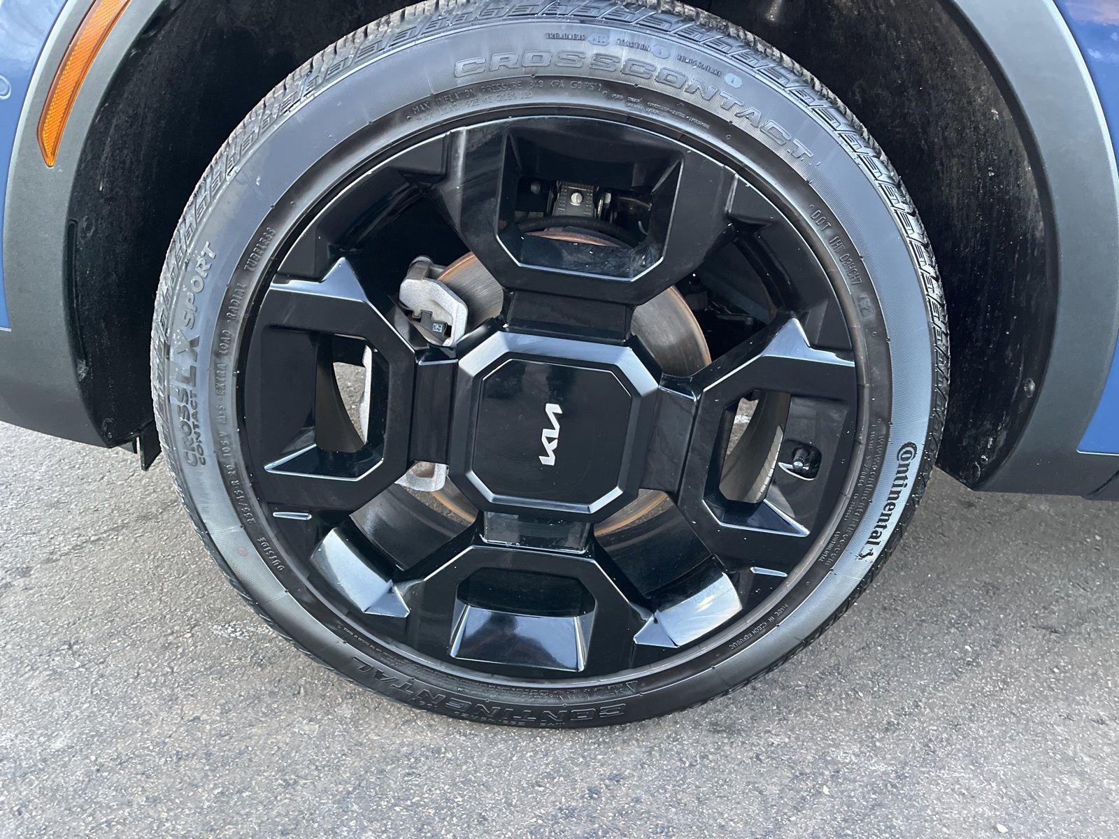 Used 2024 Kia Sorento SX image 9