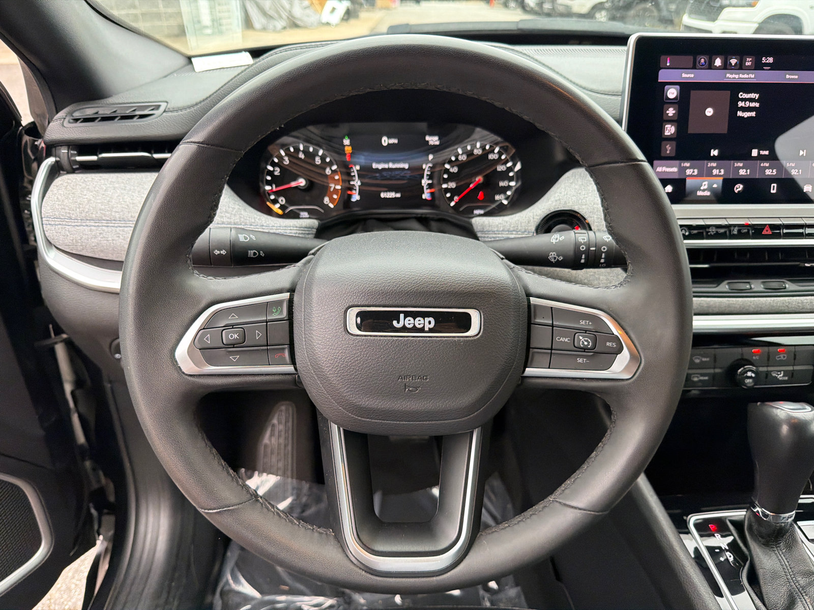 Used 2024 Jeep Compass Latitude AWD/4WD image 25