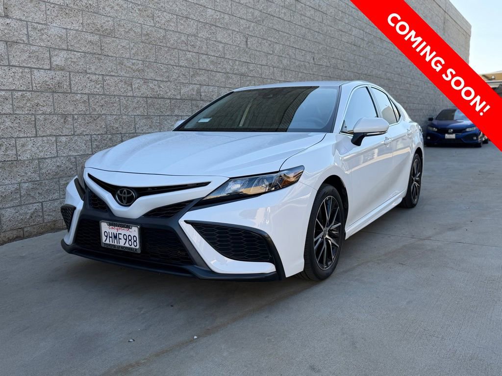 Certified 2023 Toyota Camry SE image 2