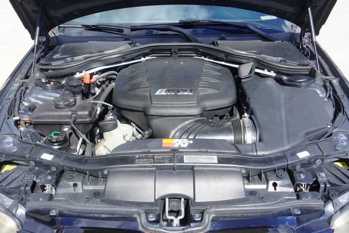 Used 2011 BMW M3 Convertible RWD image 21