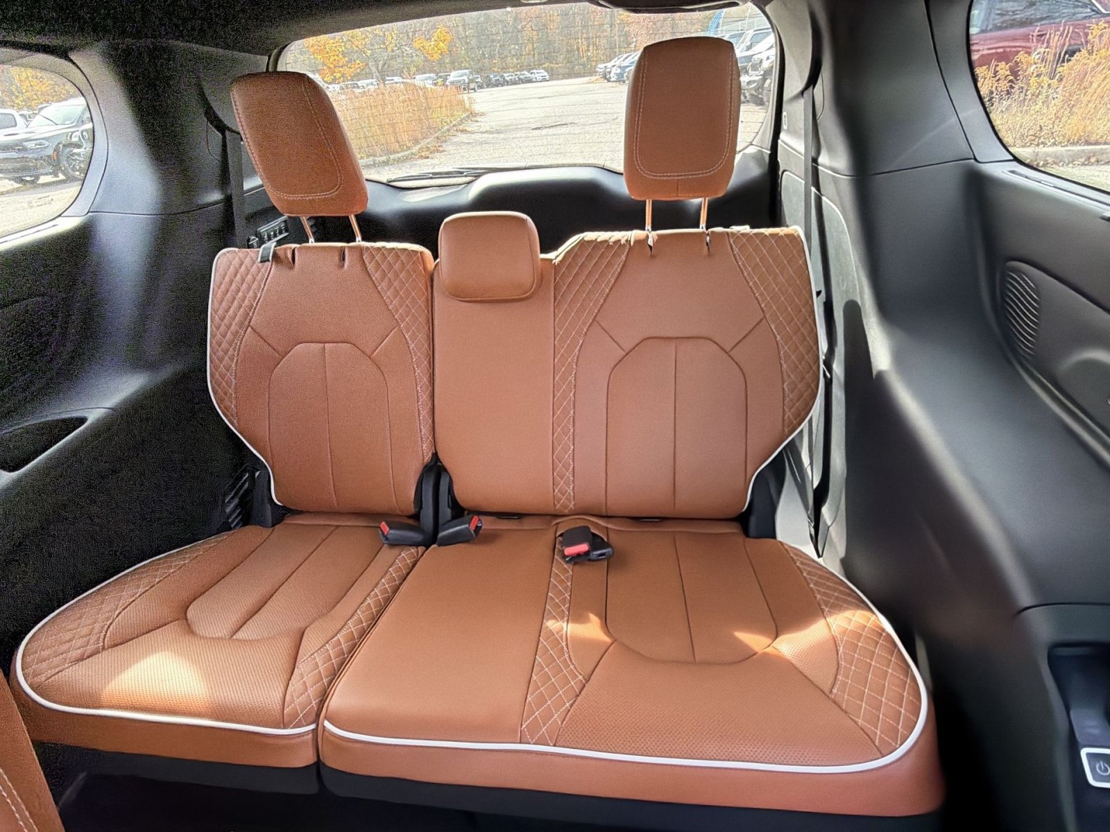New 2026 Chrysler Pacifica Pinnacle FWD image 26