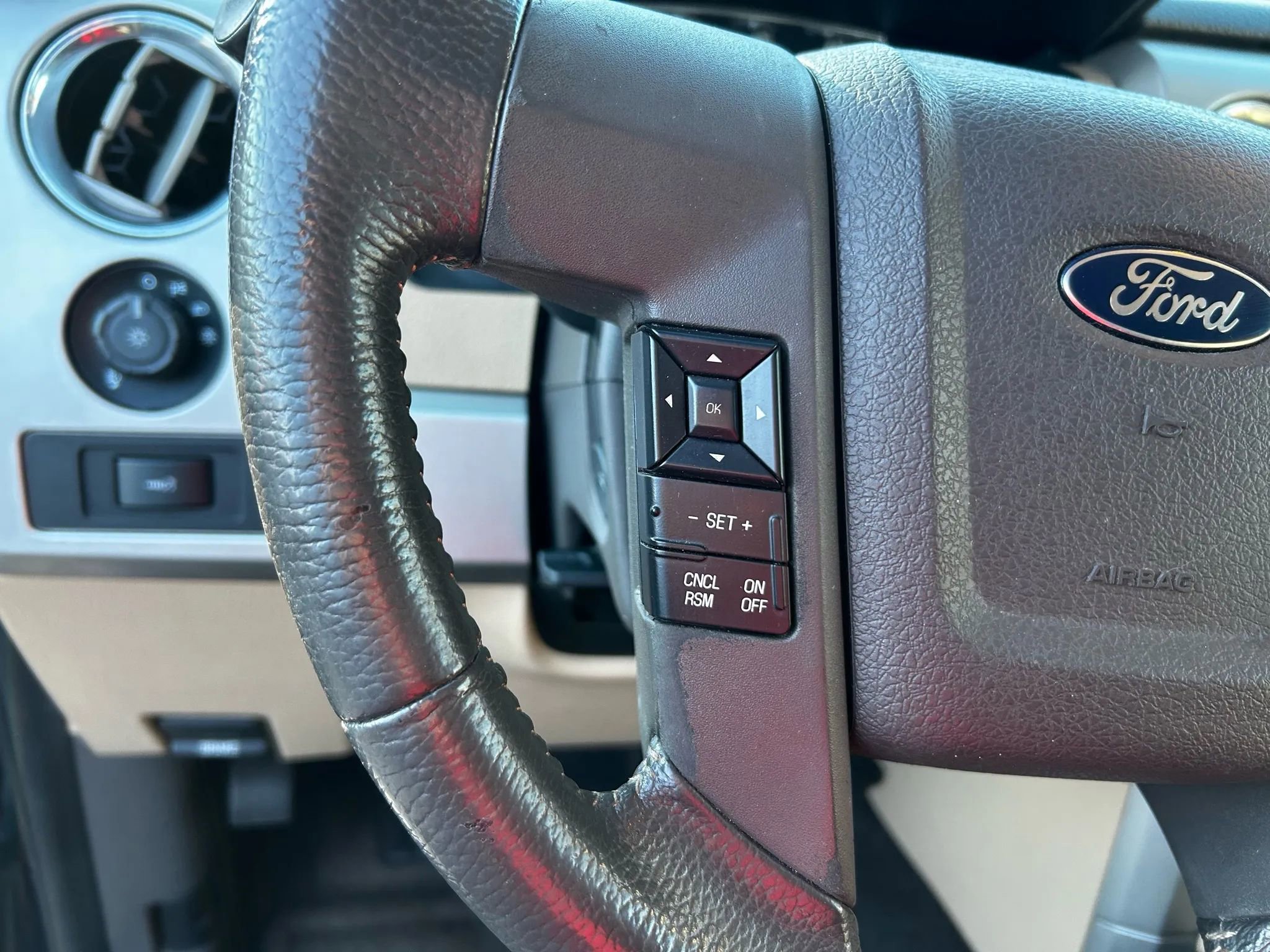 Used 2014 Ford F150 Lariat w/ Equipment Group 501A Mid image 14