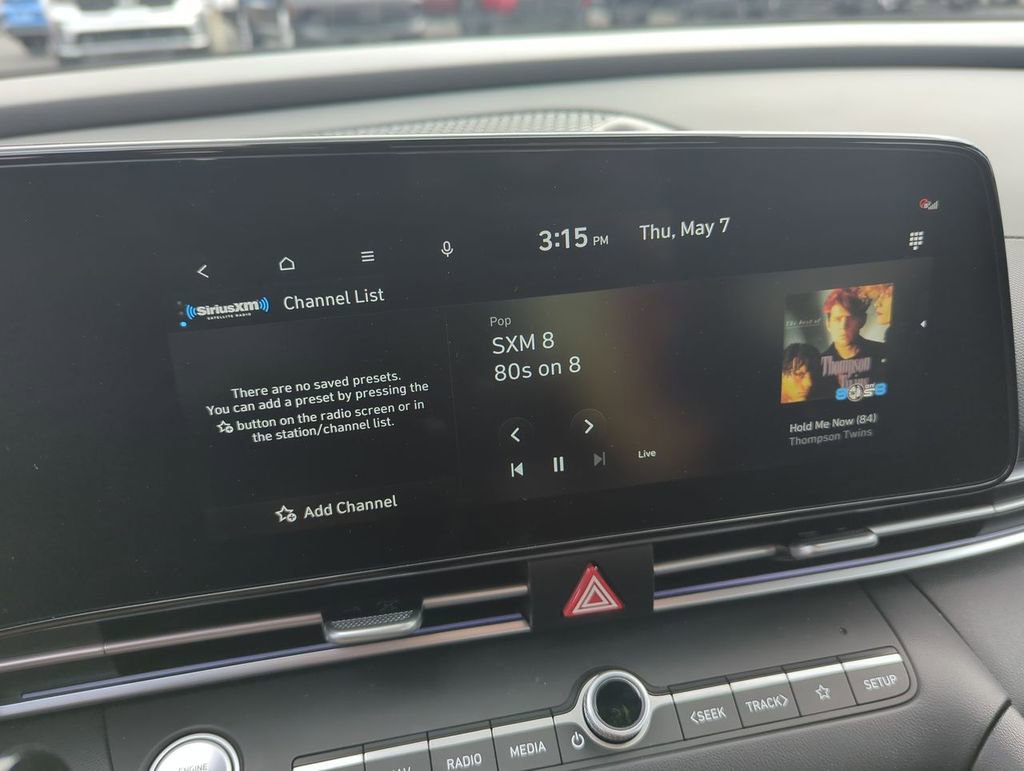 Used 2025 Hyundai Elantra SEL FWD image 17