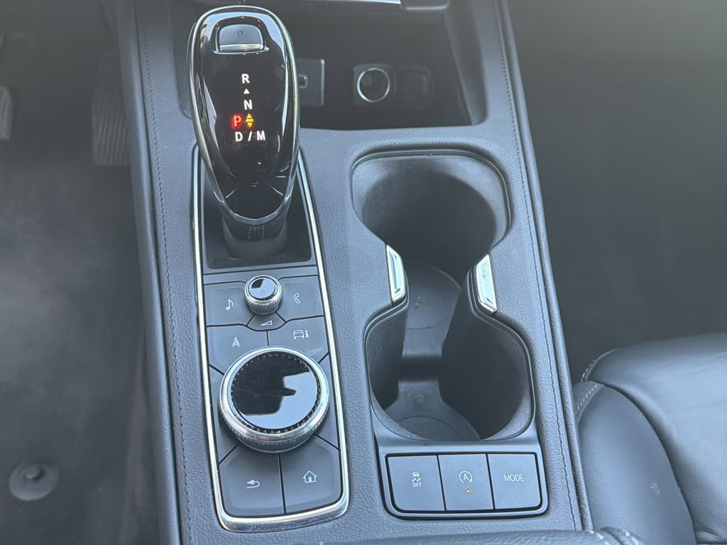 Certified 2025 Cadillac XT4 Premium Luxury image 34