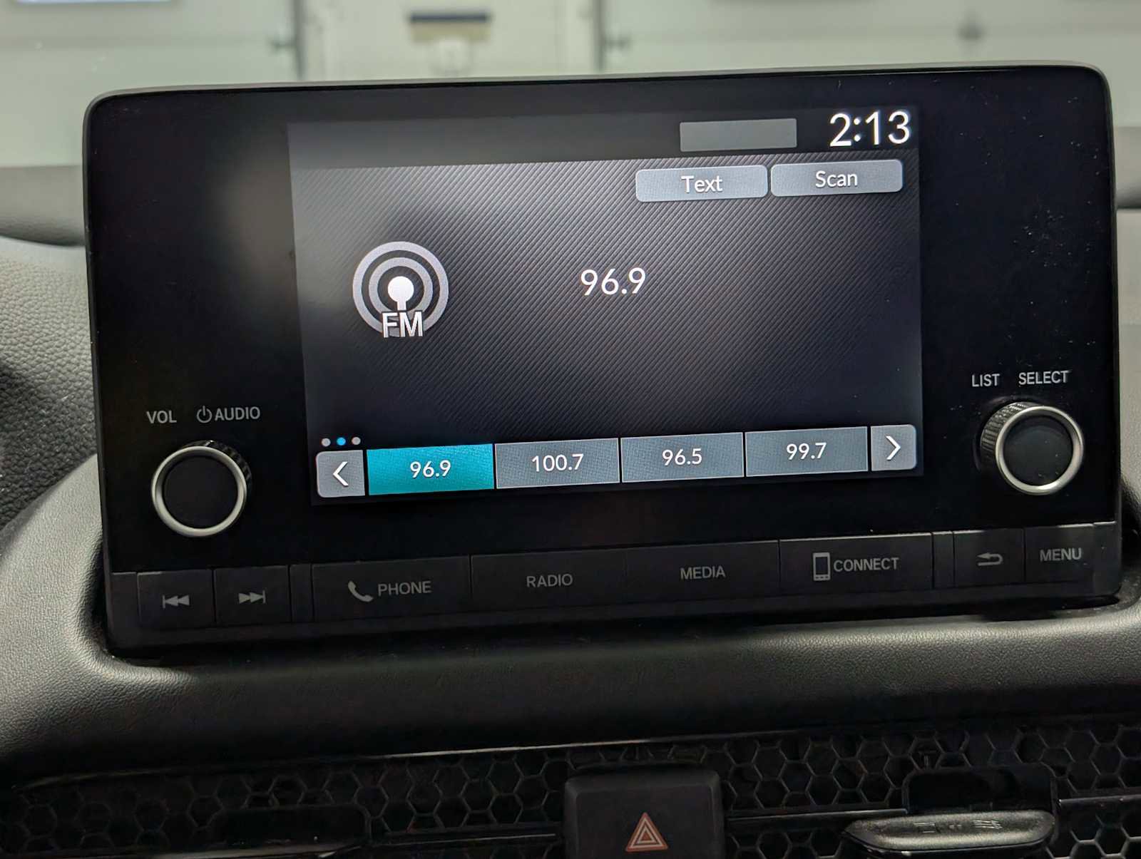 Certified 2023 Honda HR-V LX image 23