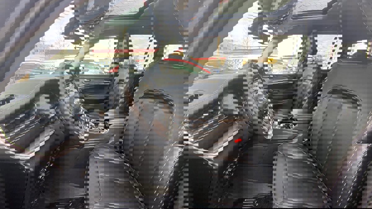 Used 2022 Jeep Grand Cherokee Limited image 10