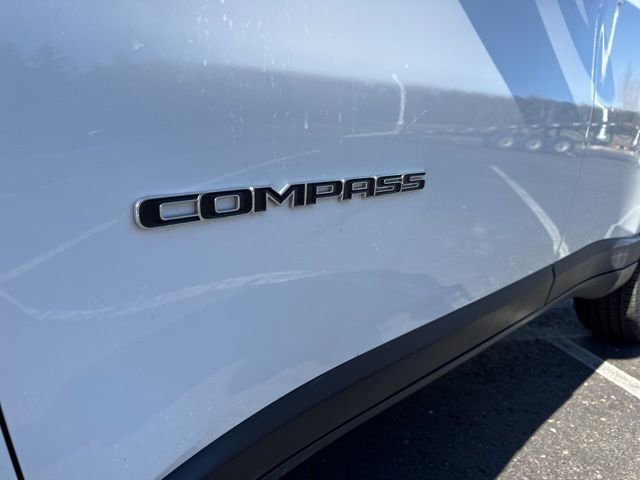 Used 2023 Jeep Compass Latitude image 29