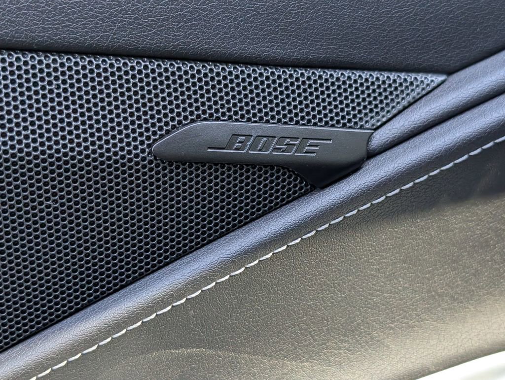 Used 2024 Chevrolet Corvette Stingray Convertible w/ Z51 Performance Package image 30