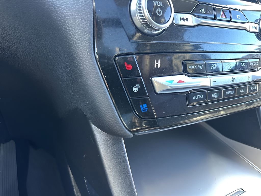 Used 2021 Ford Explorer Limited w/ Hybrid Equipment Group 310A image 25