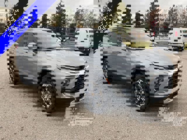 New 2025 Chevrolet Blazer LT w/ LPO, Floor Liner Package image 8