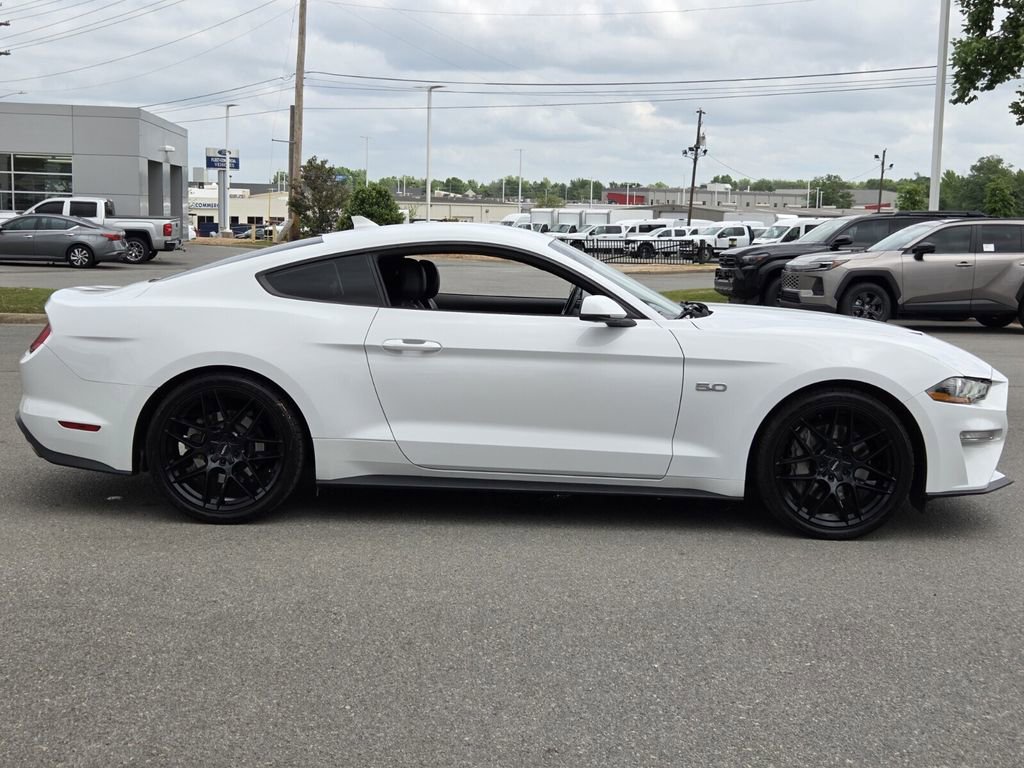 Used 2022 Ford Mustang GT Premium w/ Equipment Group 401A RWD image 6