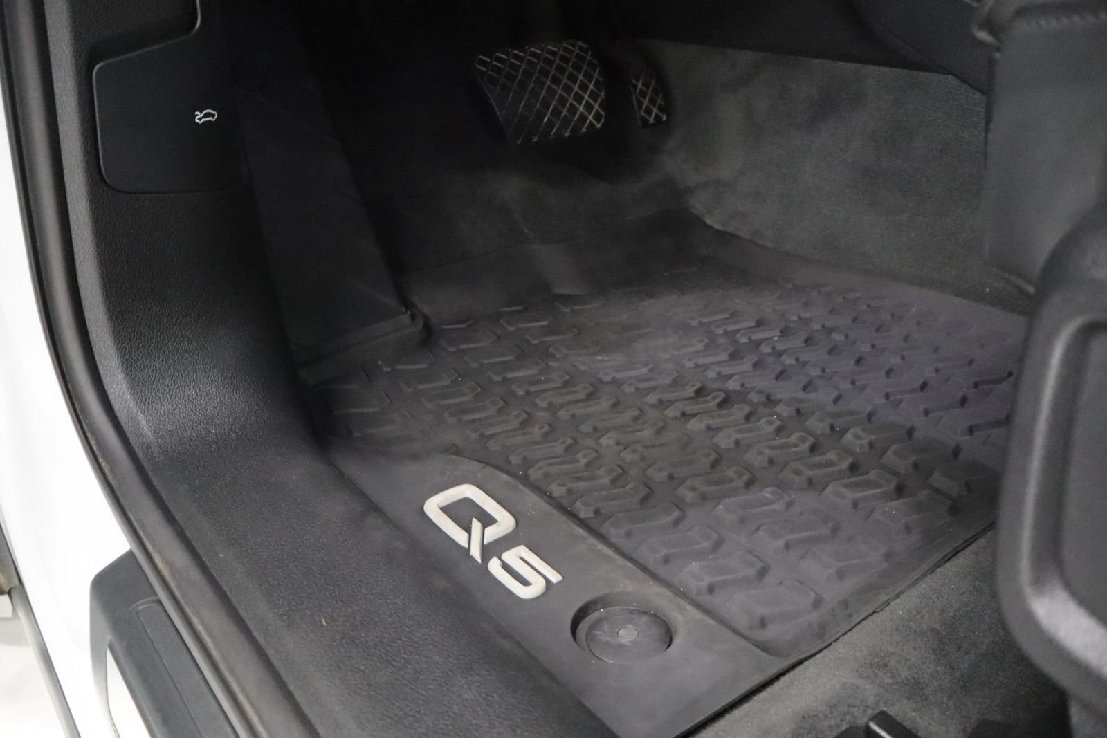 Used 2024 Audi Q5 2.0T Prestige AWD/4WD image 18