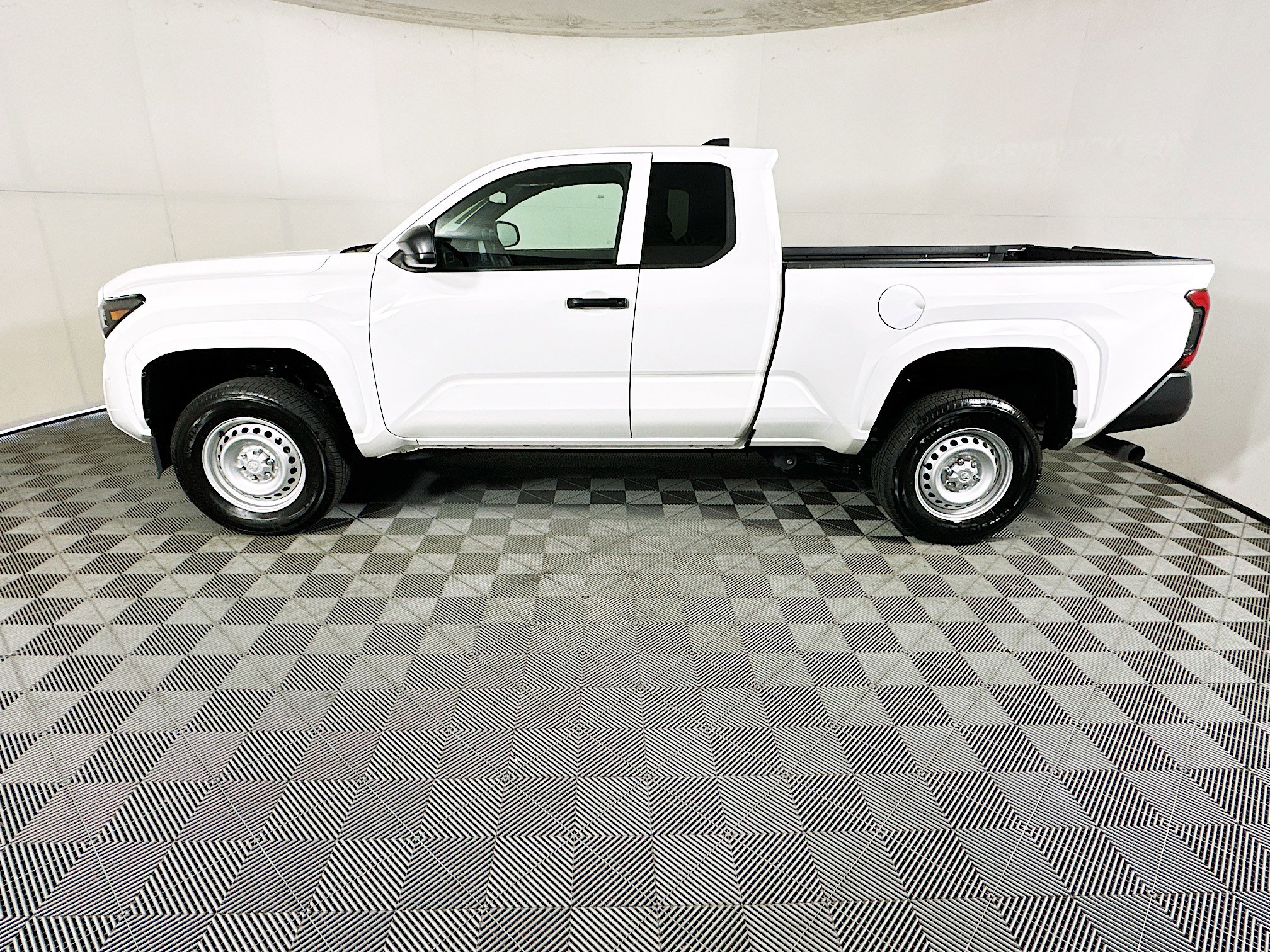 Certified 2024 Toyota Tacoma SR w/ Towing Package image 6