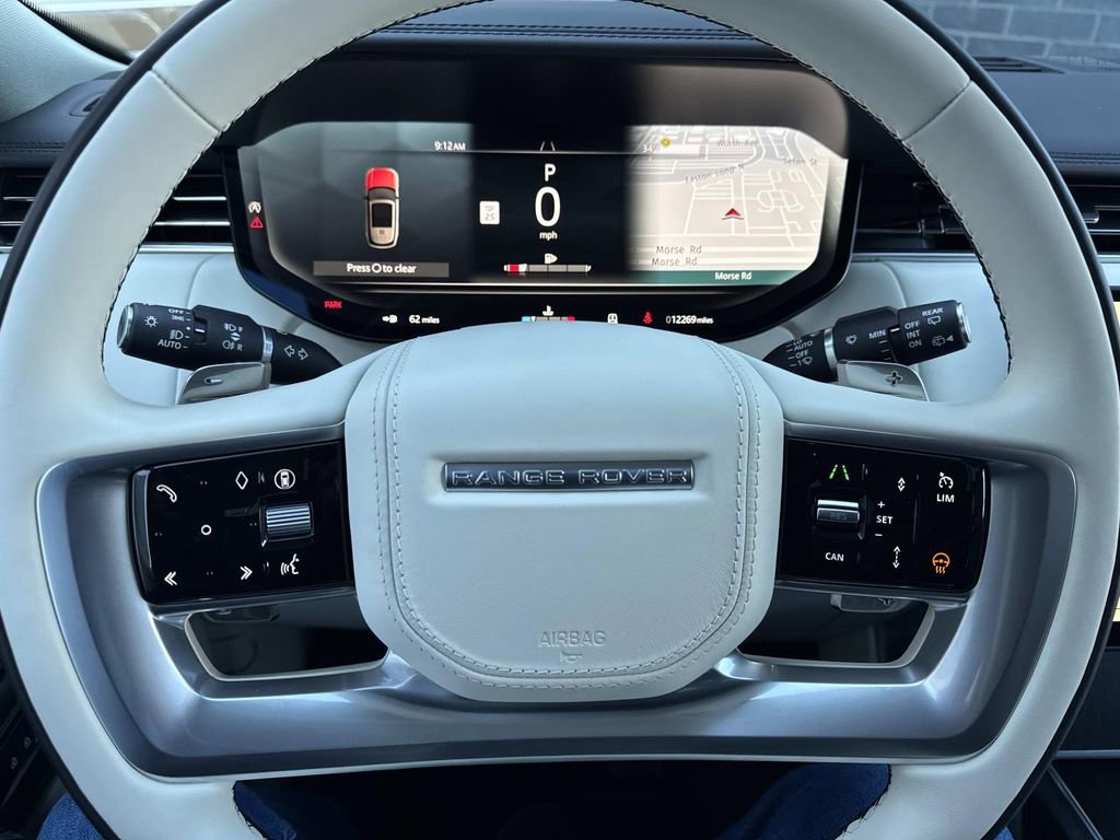 Certified 2024 Land Rover Range Rover Long Wheelbase Autobiography AWD/4WD image 28