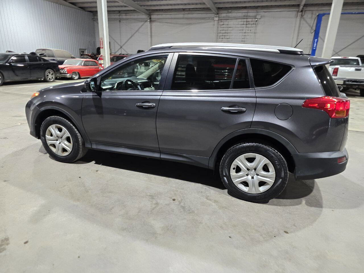 Used 2015 Toyota RAV4 LE image 6