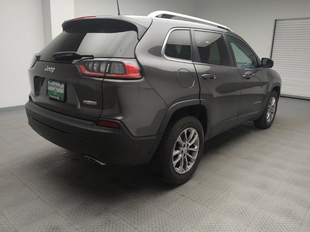 Used 2019 Jeep Cherokee Latitude Plus w/ Cold Weather Group image 9