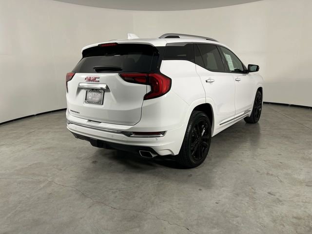 Certified 2018 GMC Terrain Denali w/ Comfort Package FWD image 8