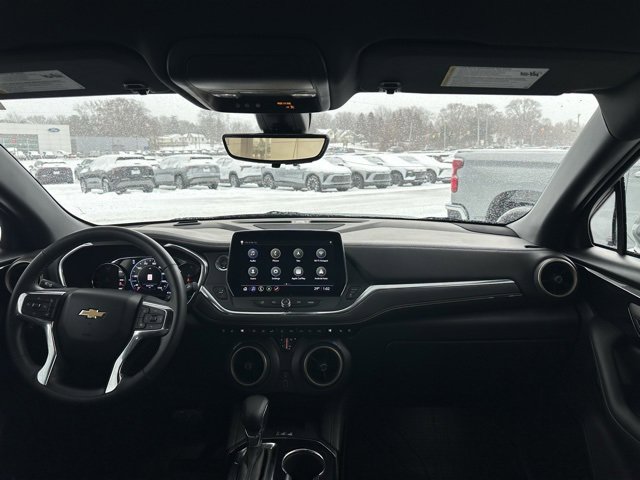 Certified 2023 Chevrolet Blazer Premier w/ Driver Confidence II Package image 21