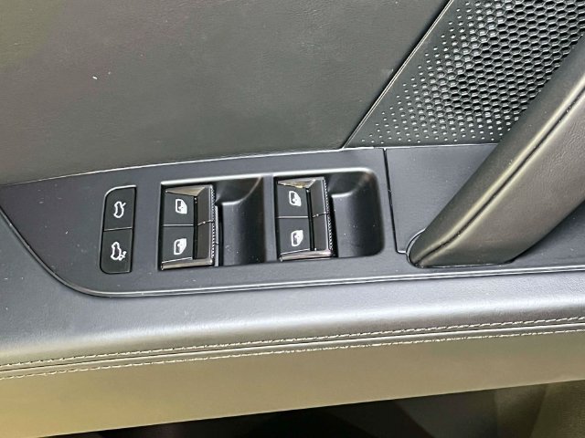 New 2026 Porsche Cayenne Electric AWD/4WD image 40