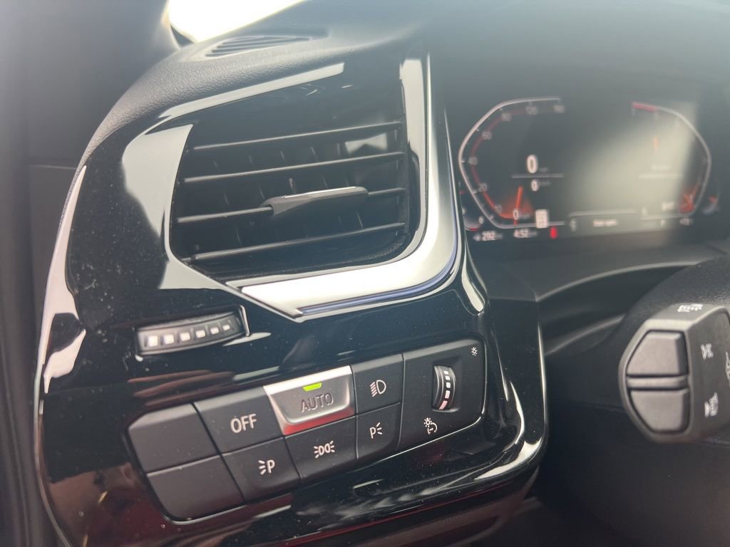 Used 2023 BMW Z4 sDrive30i w/ Premium Package image 12