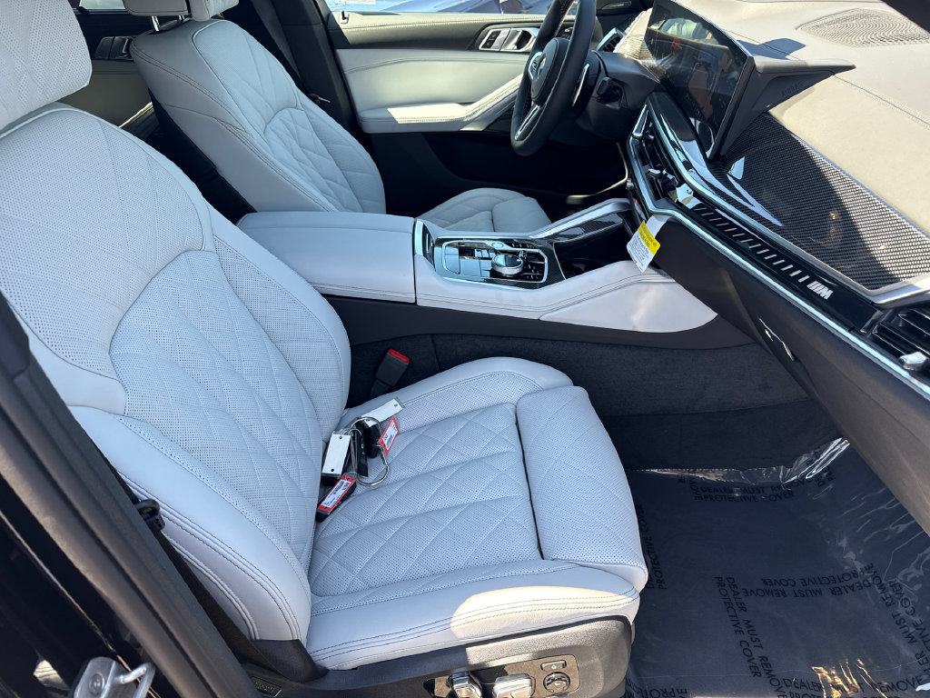 New 2027 BMW X6 M60i AWD/4WD image 13