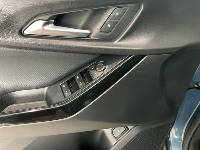 Used 2026 Chevrolet Equinox LT w/ Convenience Package II image 5