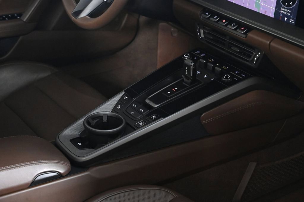 Certified 2021 Porsche 911 Carrera RWD image 18