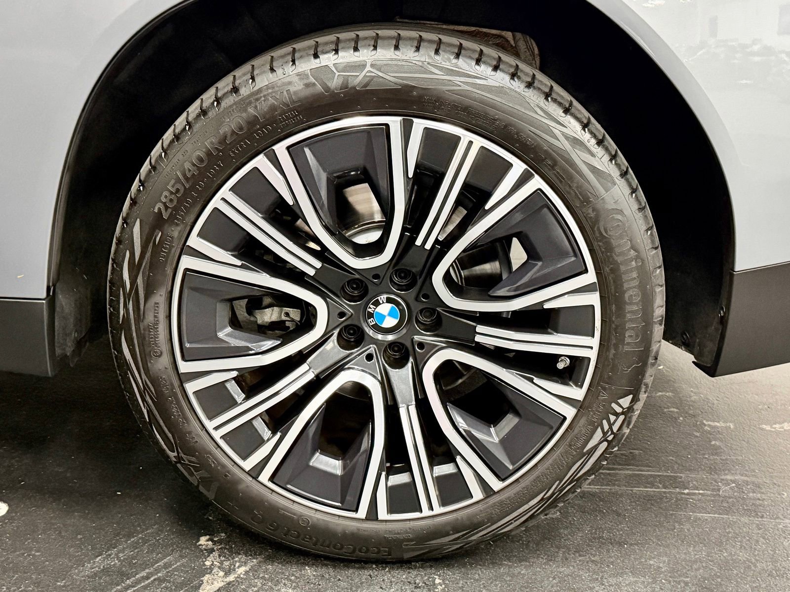 Used 2025 BMW X3 xDrive30 w/ Convenience Package AWD/4WD image 17
