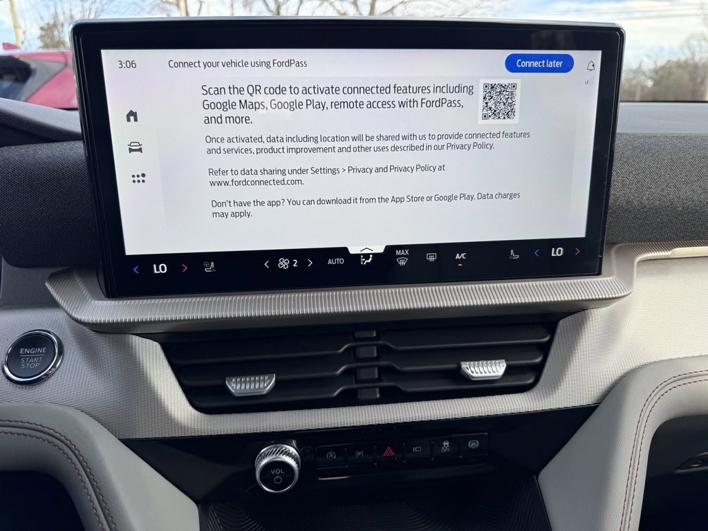 Used 2025 Ford Explorer Active w/ Active Comfort Package image 23